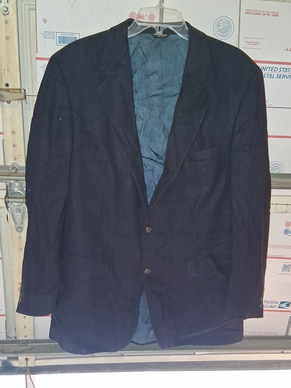 Joseph & Lyman Size 42L Men's  Black Single-Breasted Blazer (SKU A 106)